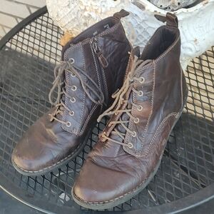 Brown//Lace-Up Ankle Boots